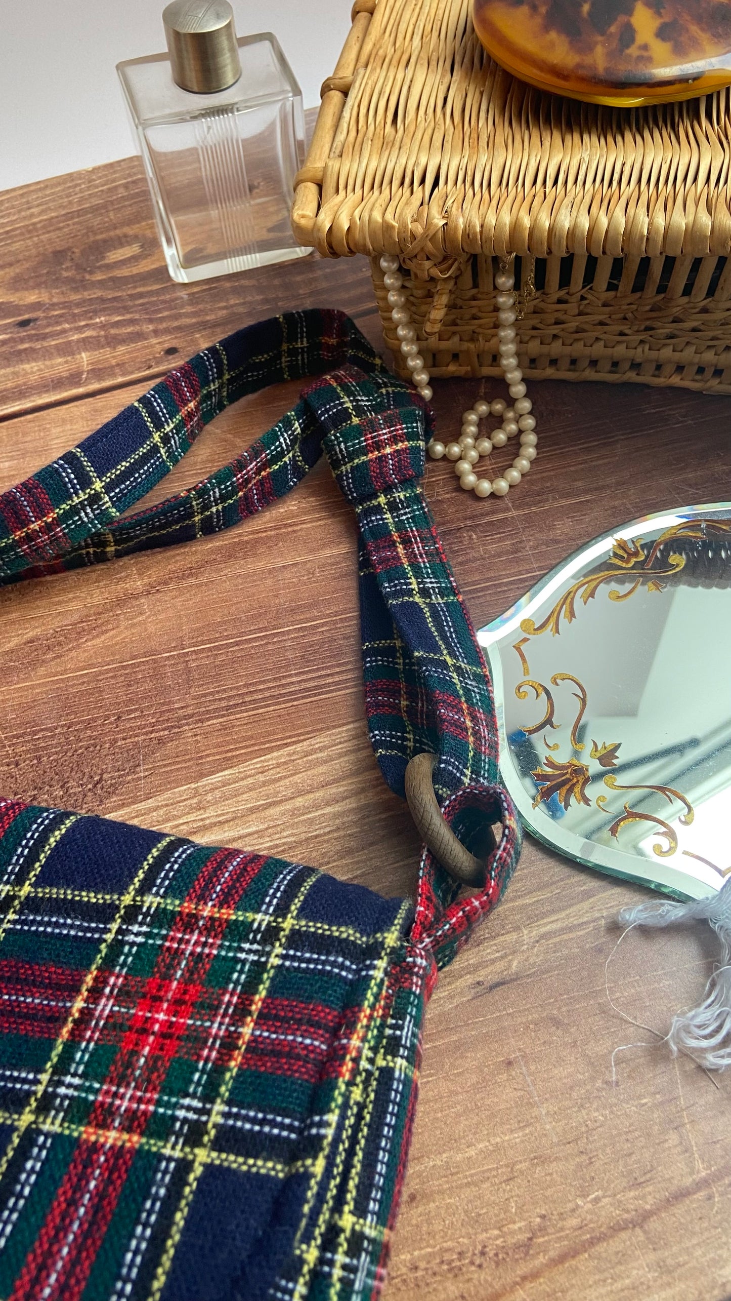 Sac bandoulière tartan revalorisé – Mode éthique & upcycling