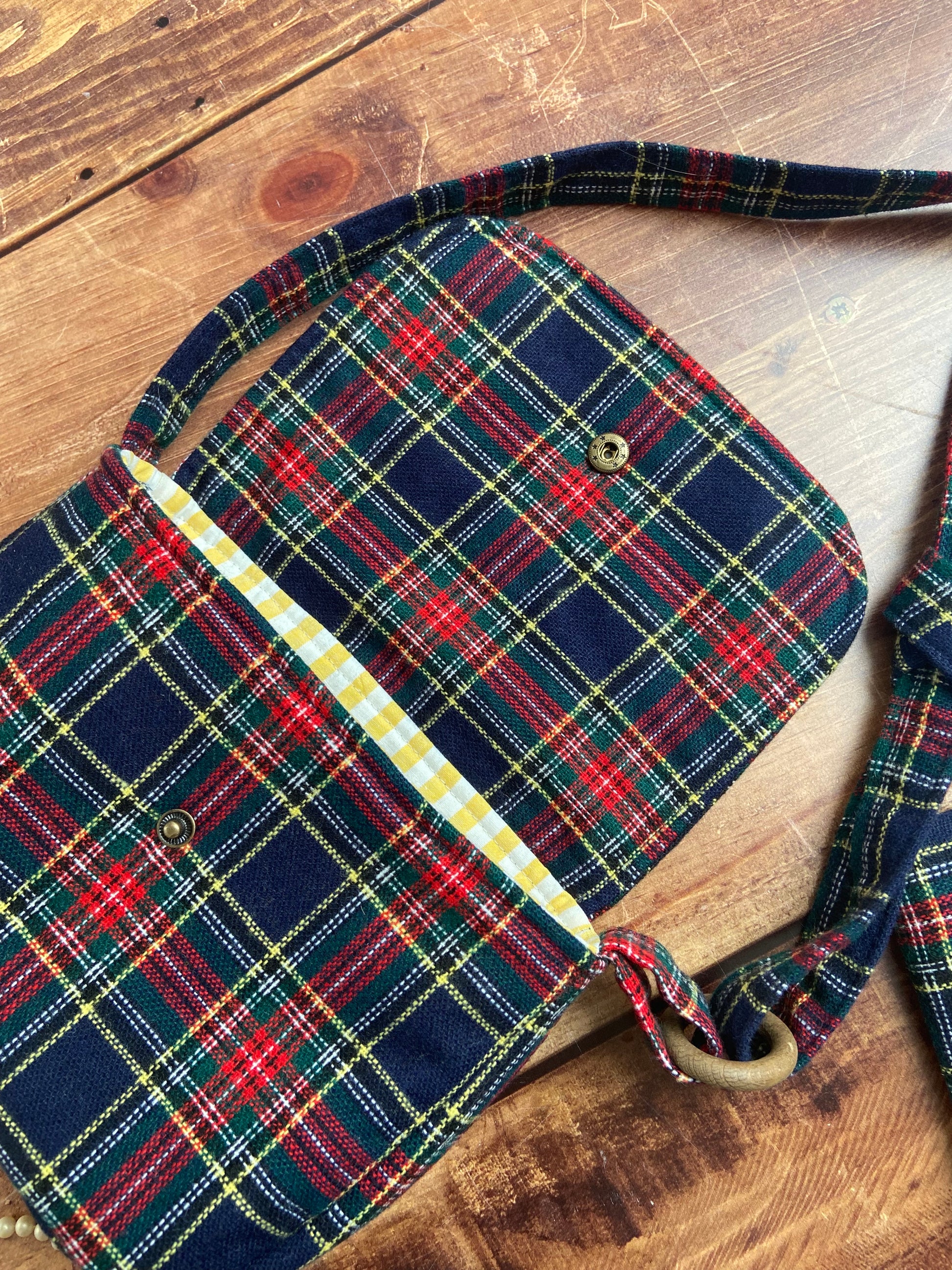 sac bandoulière en tissu ancien revalorisé