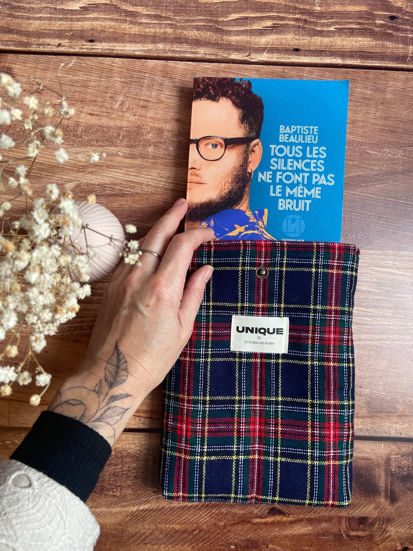 housse de livre en tissu ancien upcyclé – création artisanale